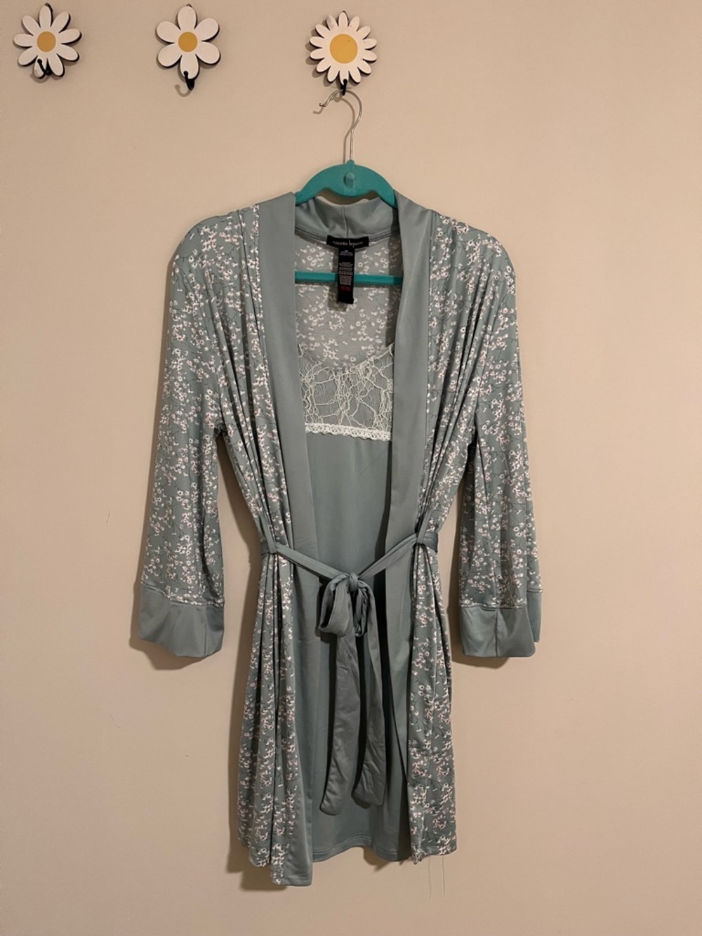 Nanette Lepore Pale Blue & Pink Floral Lace-Trim Robe & Chemise Size Medium